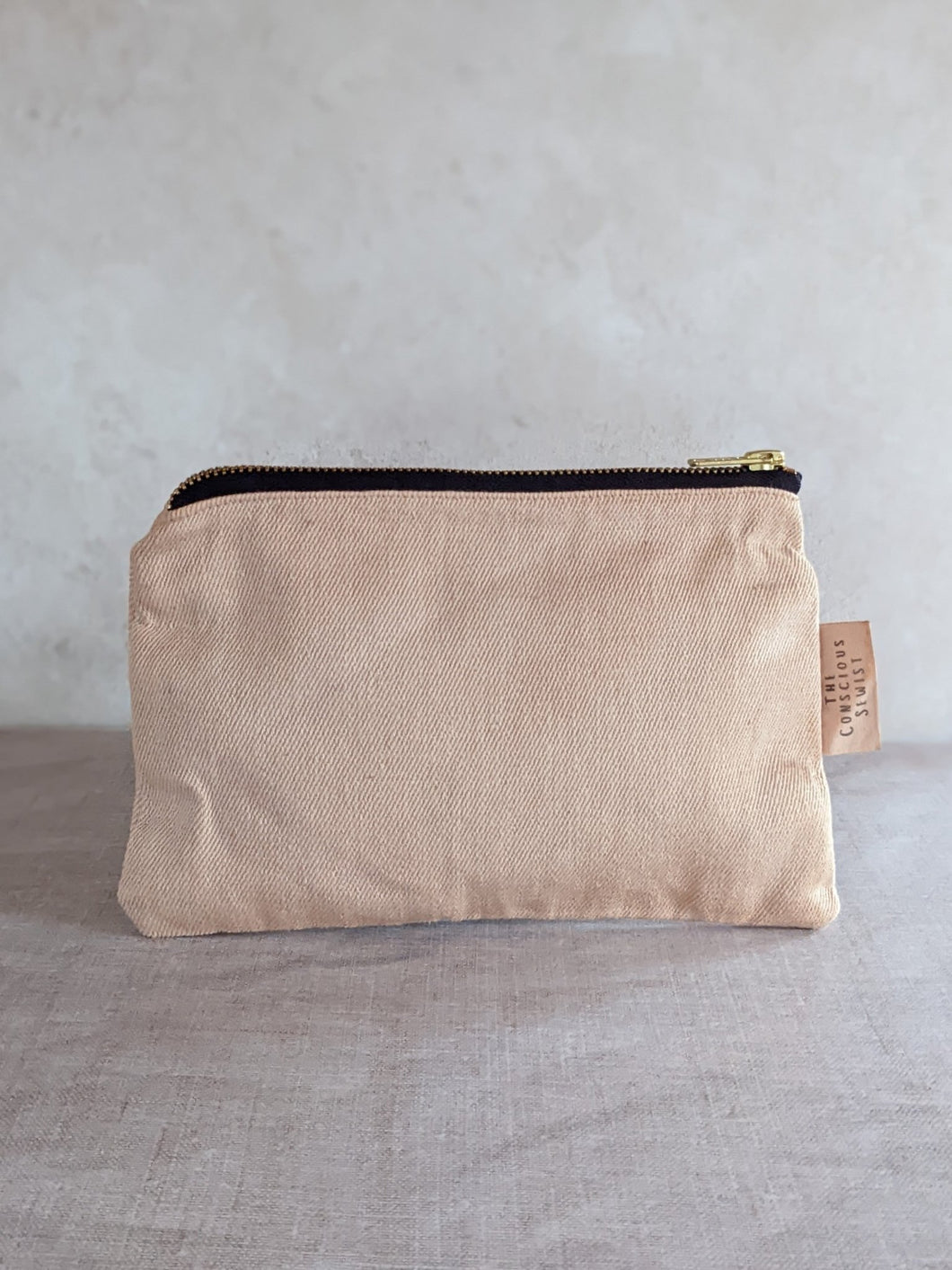 Avocado Dyed Zip Pouch - Accessories - The Conscious Sewist - accessories - Make-up bag