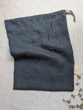 Load image into Gallery viewer, Linen bread bag - deep blue grey - Kitchen - The Conscious Sewist - Bread bag - Kitchen
